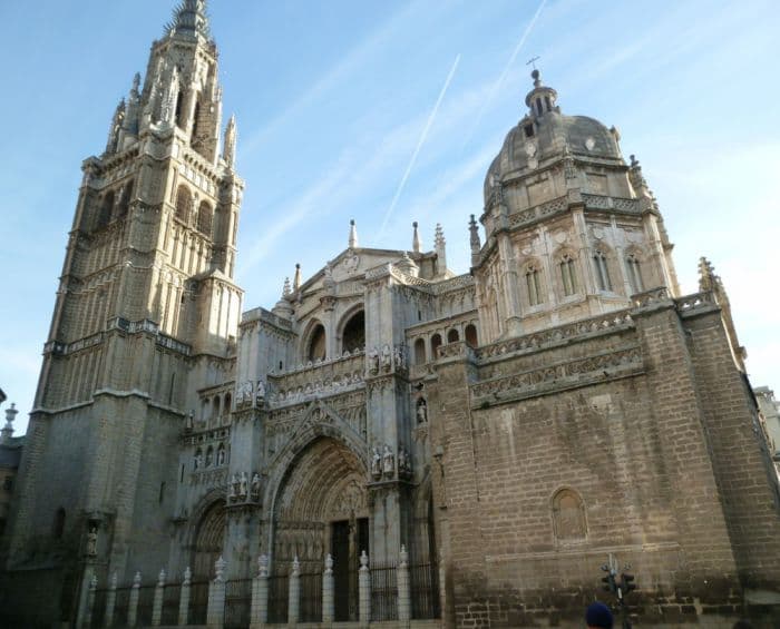 Fachada principal de la Catedral Fachada principal de la Catedral