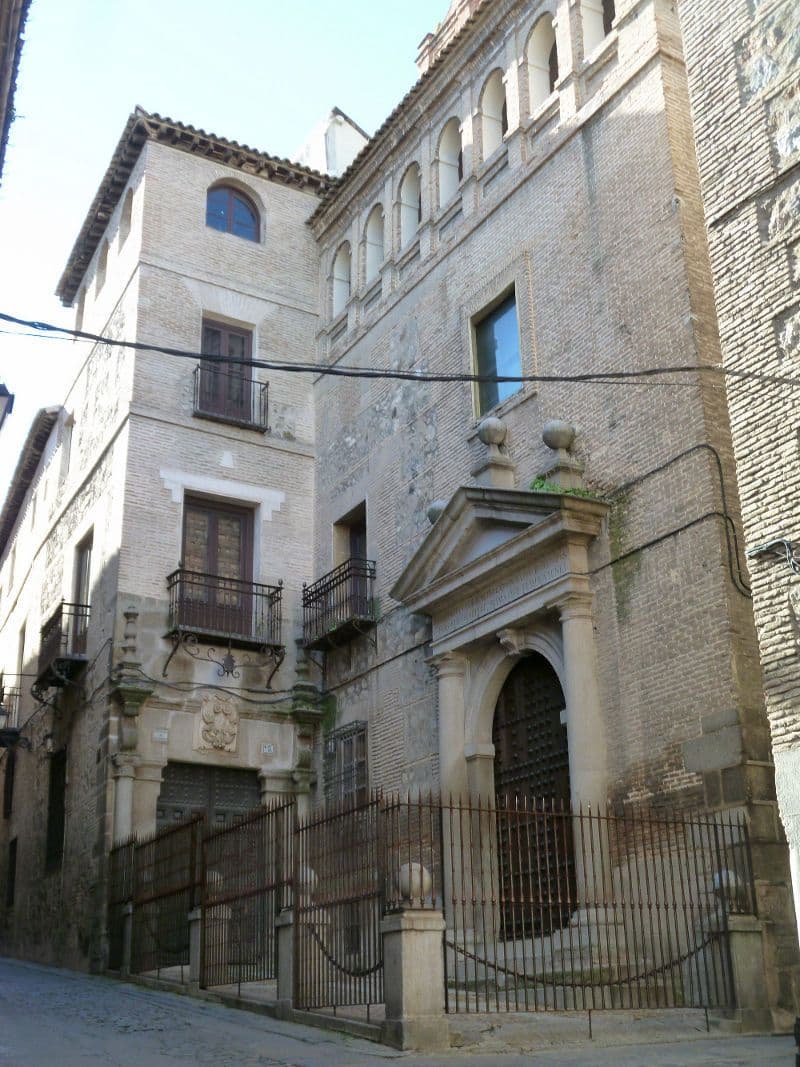 Fachada de la capilla de San Jose Fachada de la capilla de San Jose